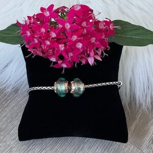 💚 BRIGHTON Two Transparent Green Love Beads With Brushed Gold Edges